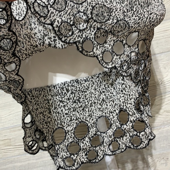 Dress short black and white - Picture 7 of 8